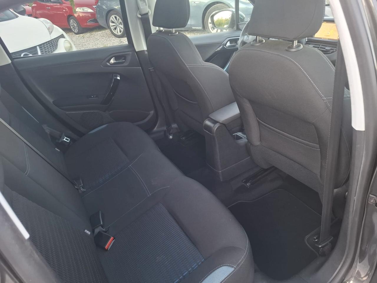 Peugeot 208 1.6 e-HDi 115 CV Stop&Start 5 porte Allure
