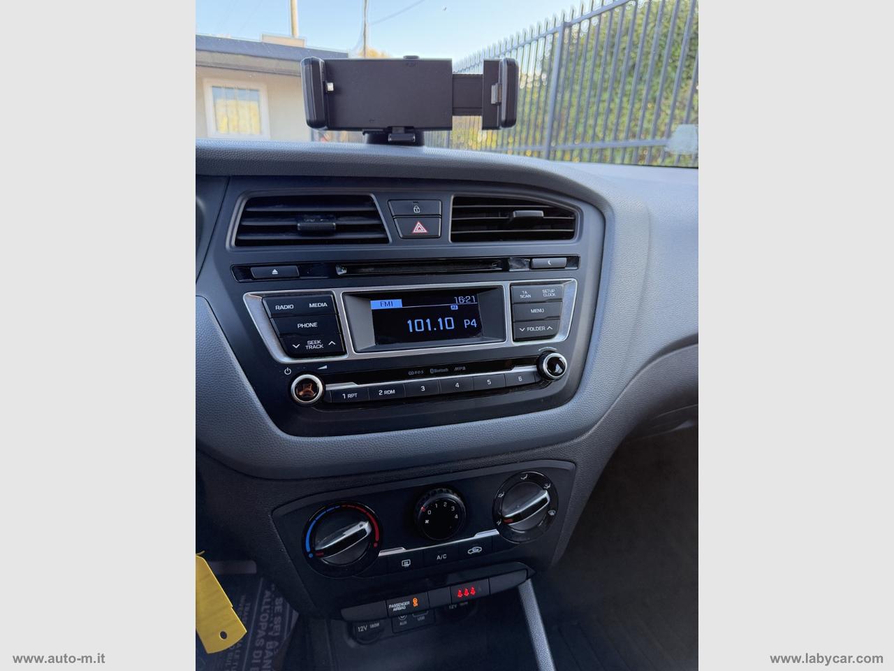 HYUNDAI i20 1.2 84 CV 5p. Style
