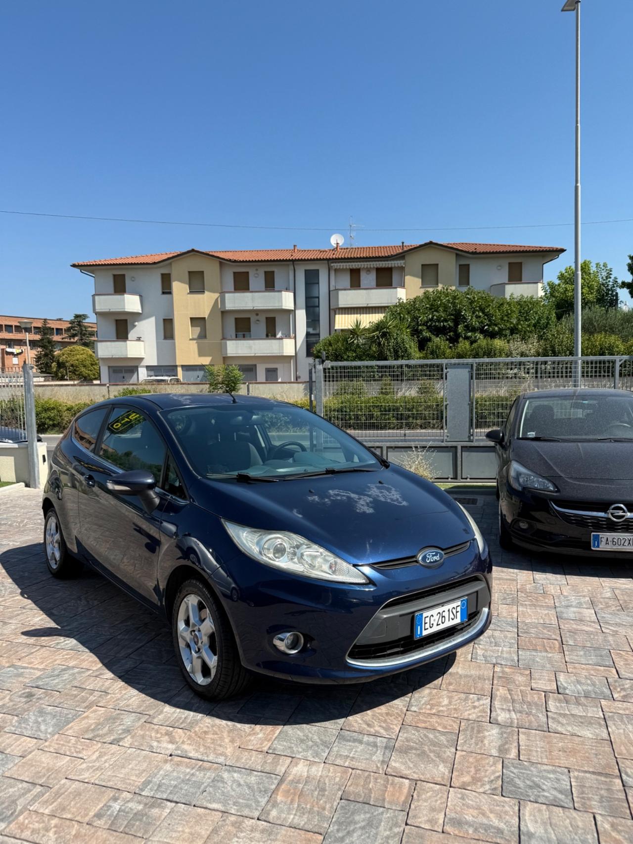 Ford Fiesta 1.2 Benzina