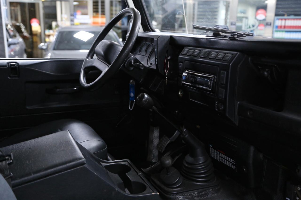 Land Rover Defender 90 2.5 Td5
