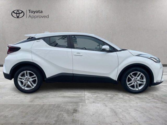 TOYOTA C-HR 1.8 Hybrid E-CVT Business