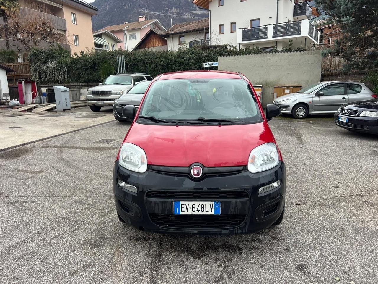 Fiat Panda 0.9 TwinAir Turbo Natural Power Lounge