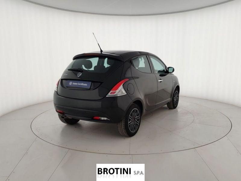 Lancia Ypsilon 1.2 69cv Start& Stop Gold