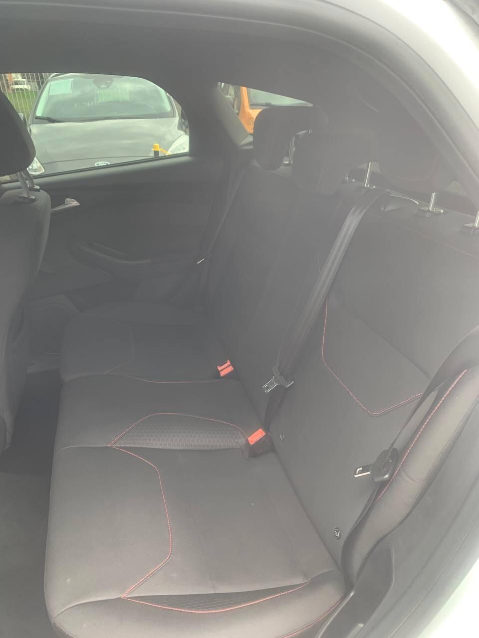 Ford Focus 1.5 TDCi 120 CV - ST Line - UNIPRO