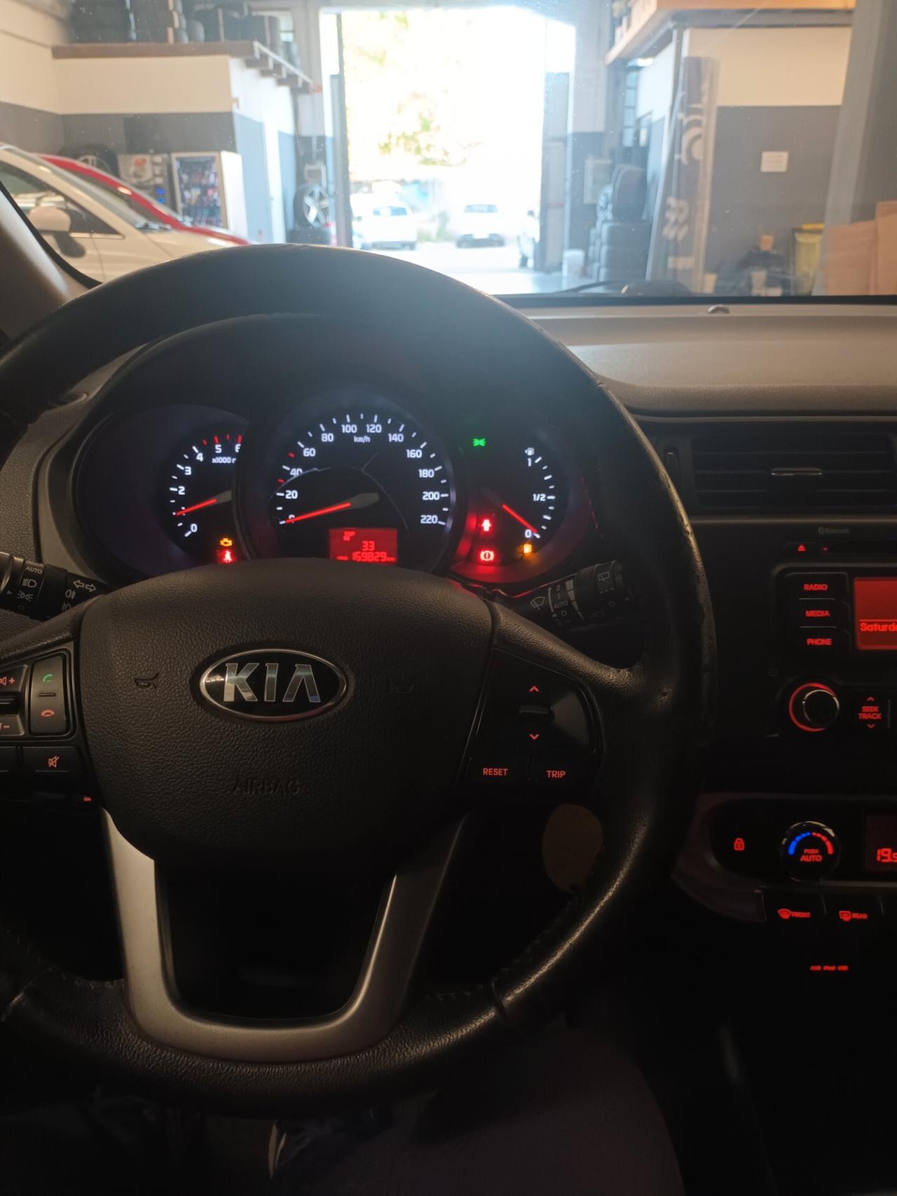 Kia Rio 1.1 CRDi WGT 5p. EX PLUS