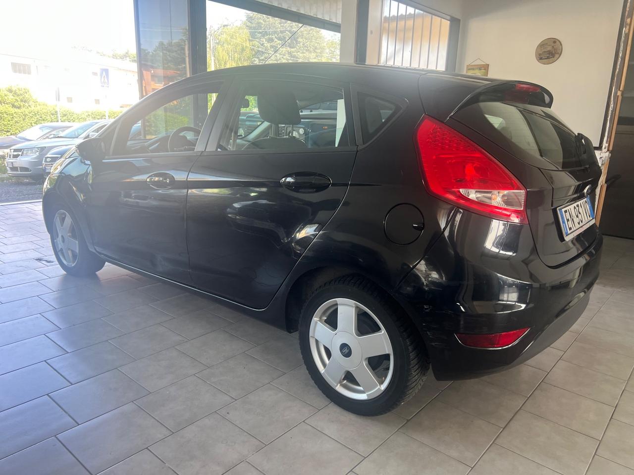 Ford Fiesta 1.4 5 porte Bz.- GPL