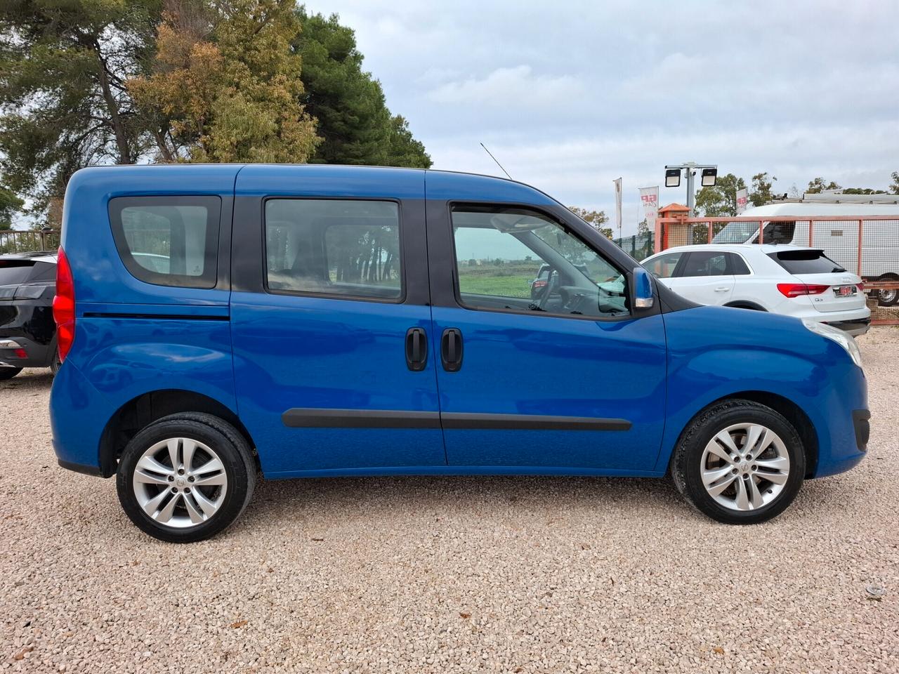 OPEL COMBO 1.6 MJT 120CV 5 POSTI-climatronic*