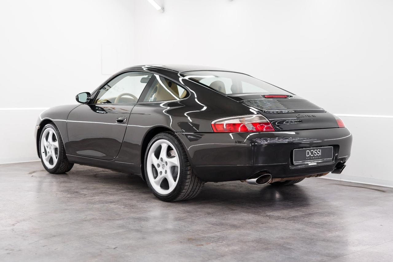 Porsche 911 Carrera 2 Coupé