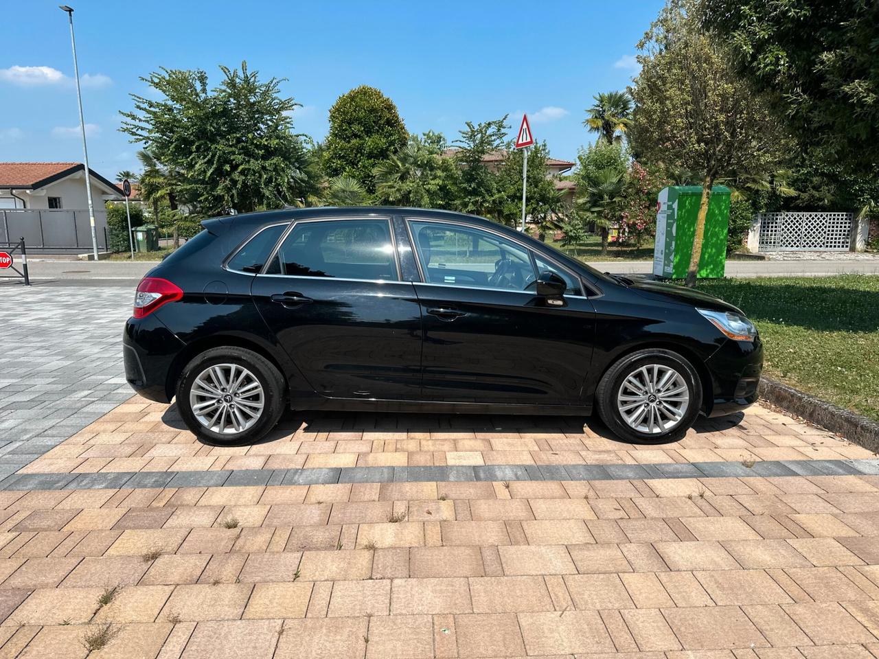 Citroen C4 1.6 e-HDi 115 airdream CMP6 Exclusive