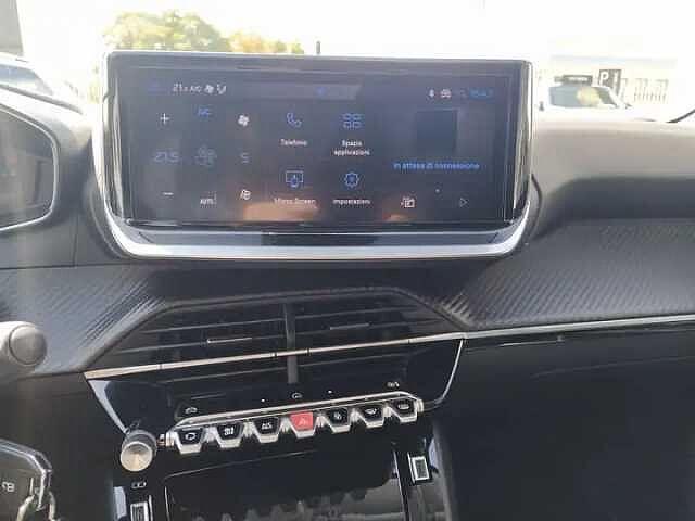 Peugeot 208 1.2 Hybrid 110cv e-DCS6 ALLURE KM ZERO