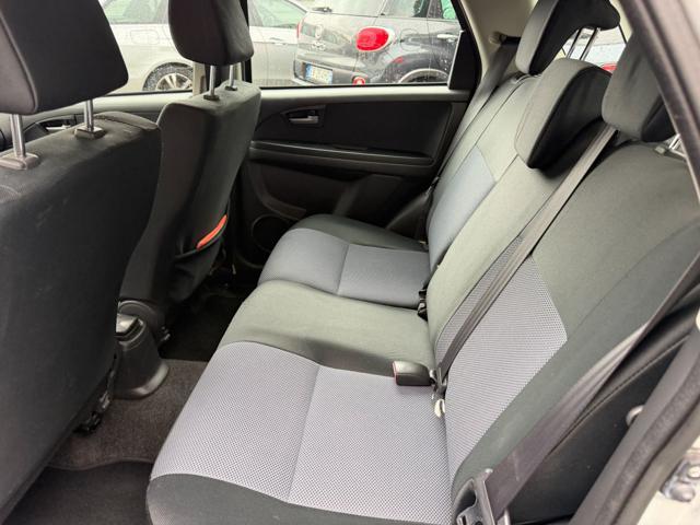 FIAT Sedici 1.9 MJT 4x4 Emotion