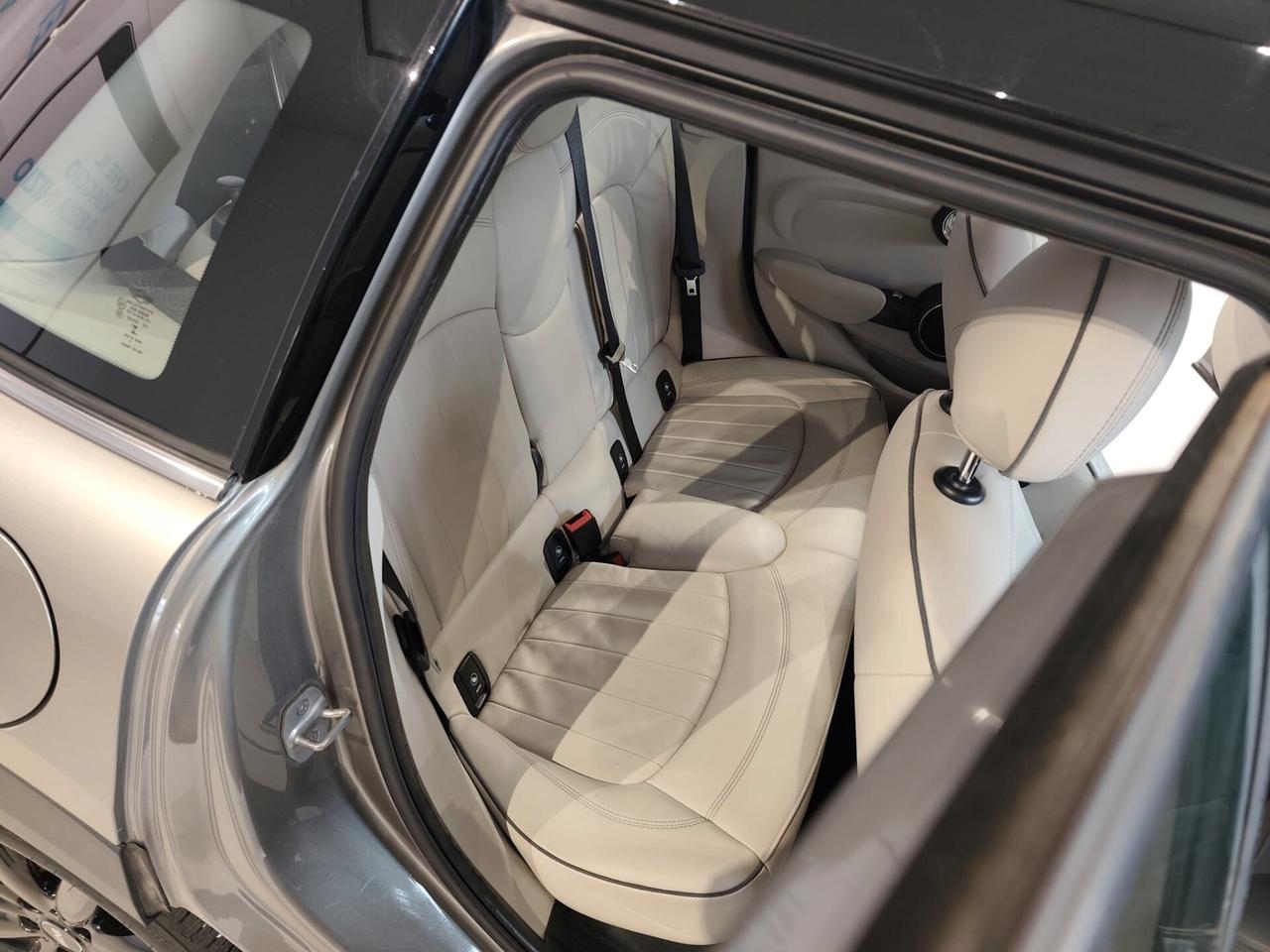 Mini 5 Porte F55 Cooper D 116Cv Aut Hype