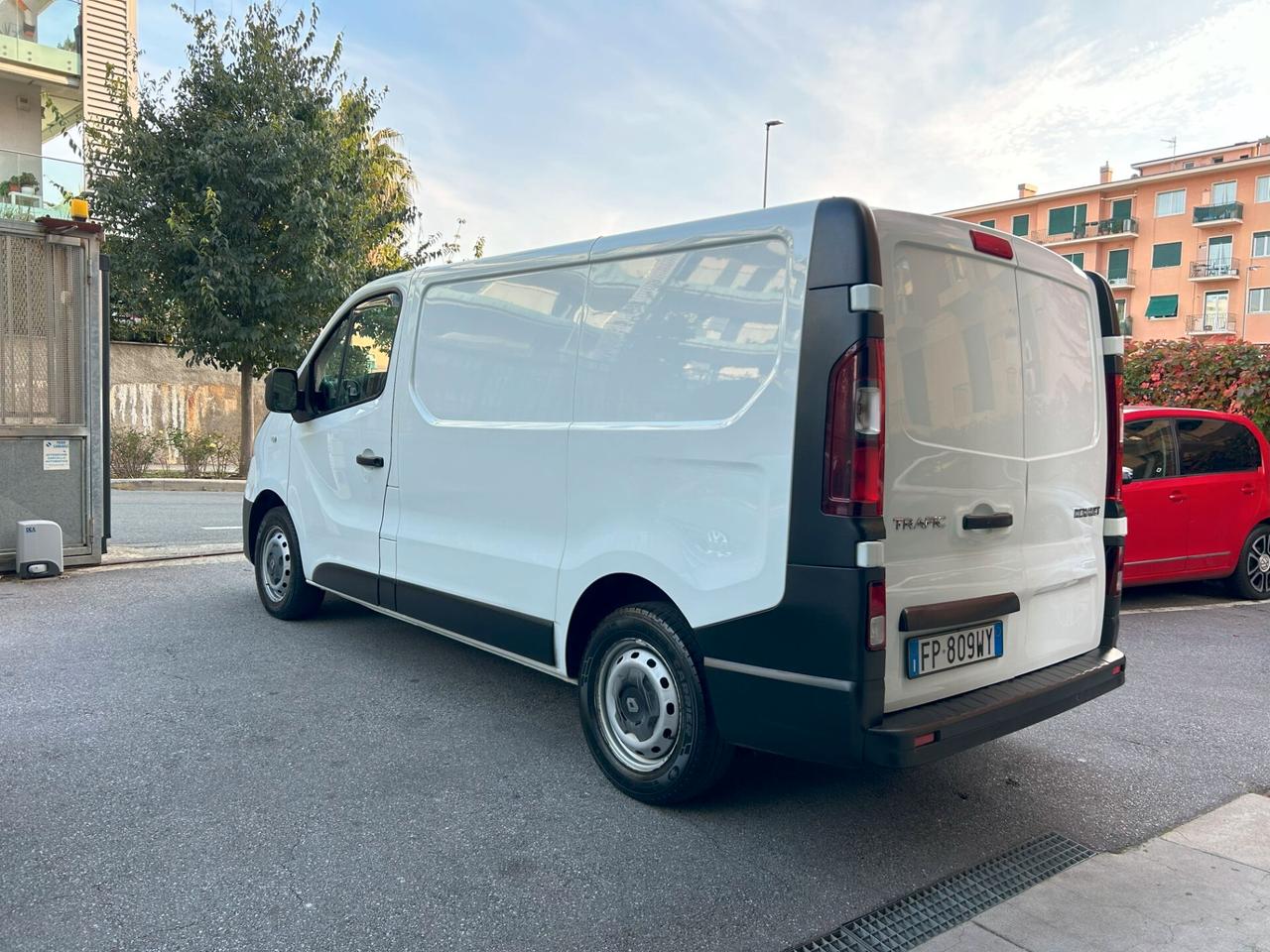 Renault Trafic T29 1.6 dCi 120CV PC-TN TAGLIANDI RENAULT