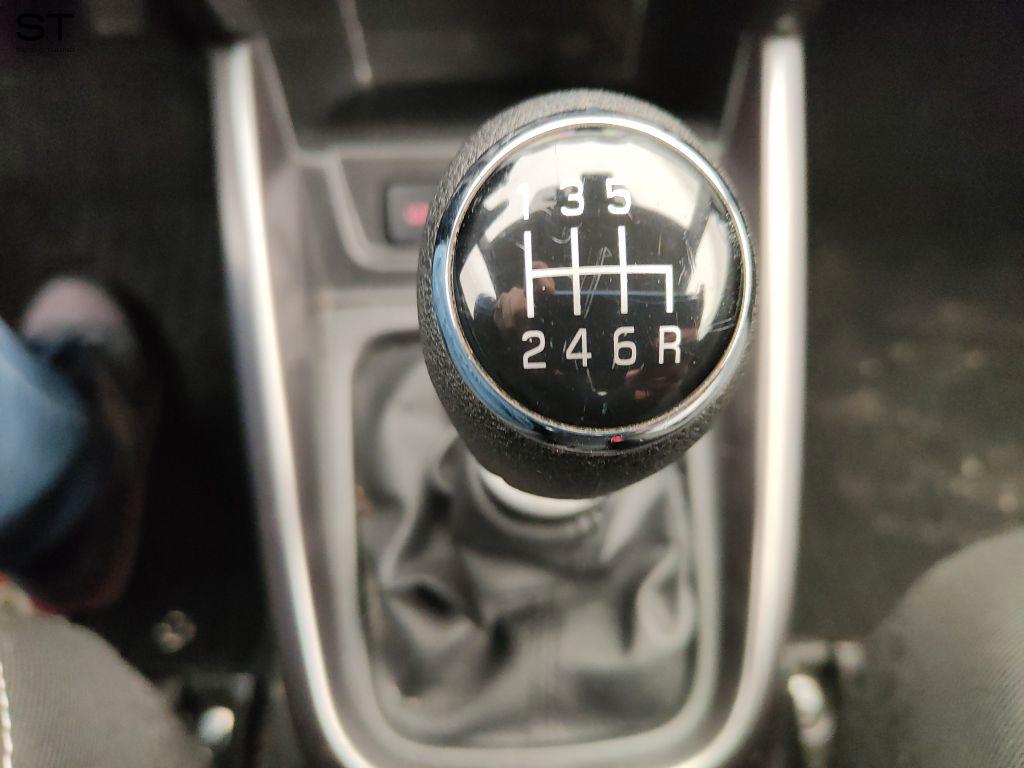 Suzuki Vitara (2015) - Vitara 1.4 Hybrid Cool