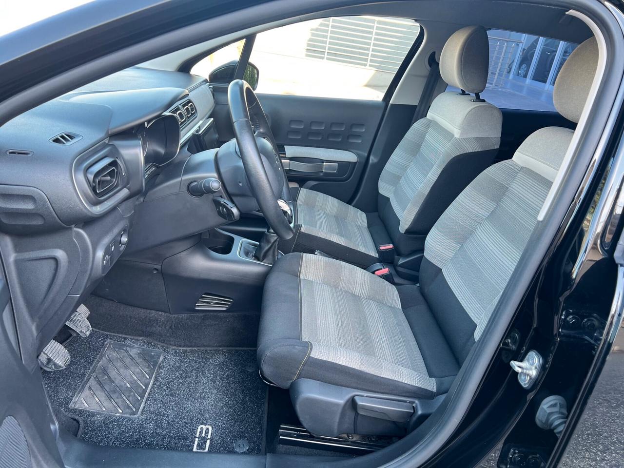 Citroen C3 1.2 puretech Shine 83cv NEOPATENT. NAVI/CAMERA/16;