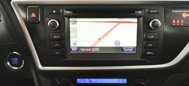 TOYOTA Auris Touring Sports 1.4 D-4D Lounge