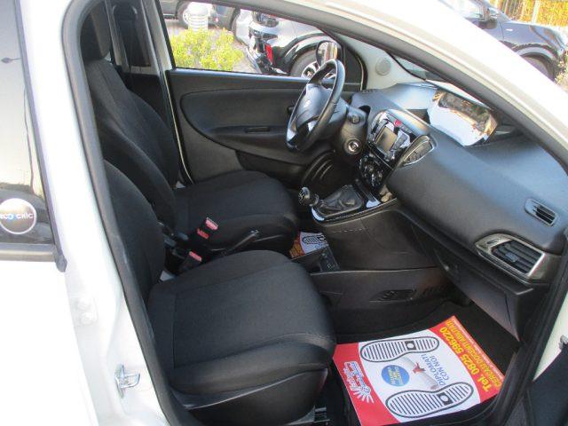 LANCIA Ypsilon 1.2 69 CV 5 porte GPL Ecochic Gold