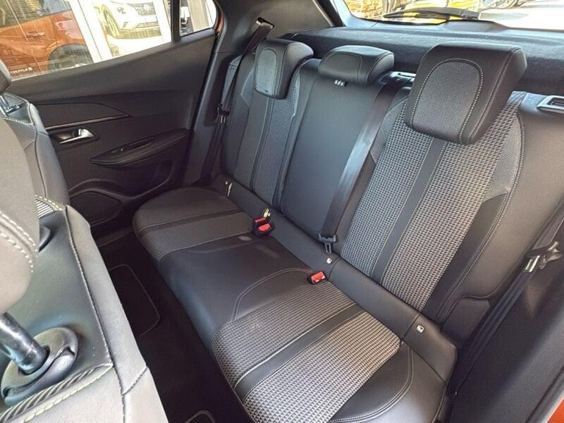 Peugeot e-2008 e-2008 GT 50 kWh