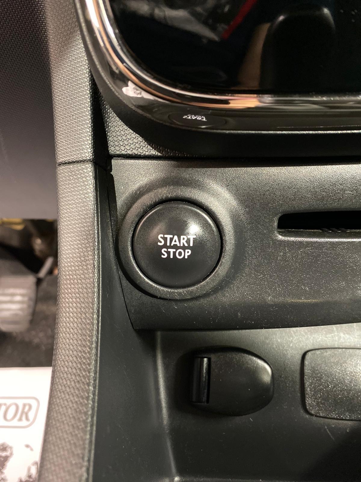 Renault Clio 1.2 75CV *NEOPATENTATI*