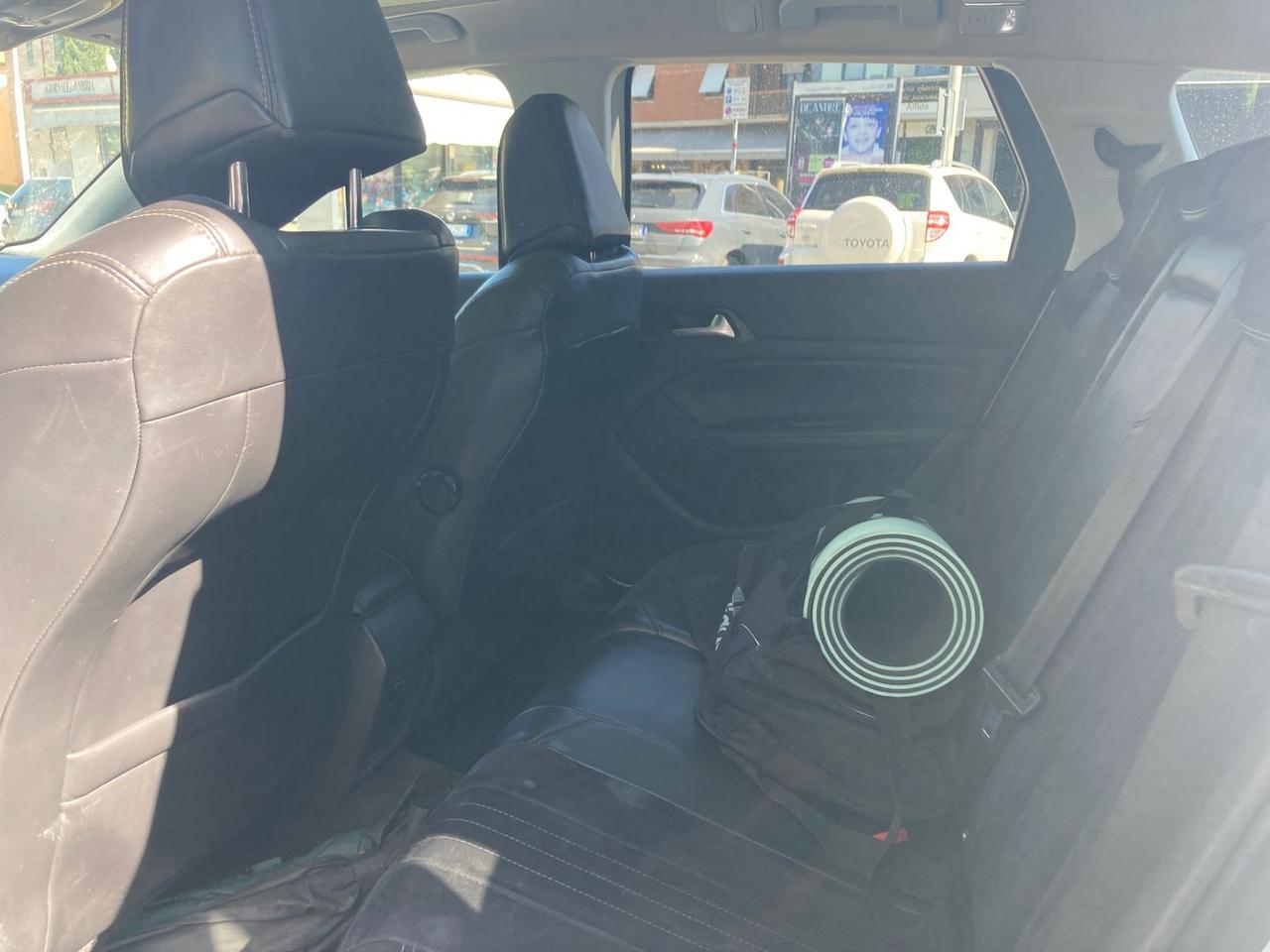 Peugeot 308 1.6 blue HDI 120 #10497