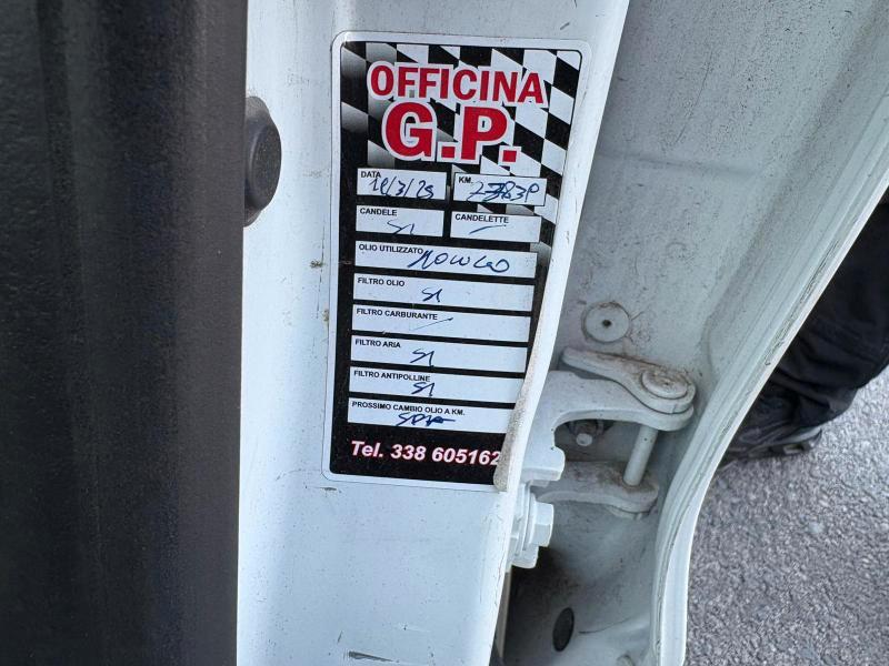 Renault Clio 5 Porte 1.2 BENZ 75cv ADATTA NEOPATENTATI