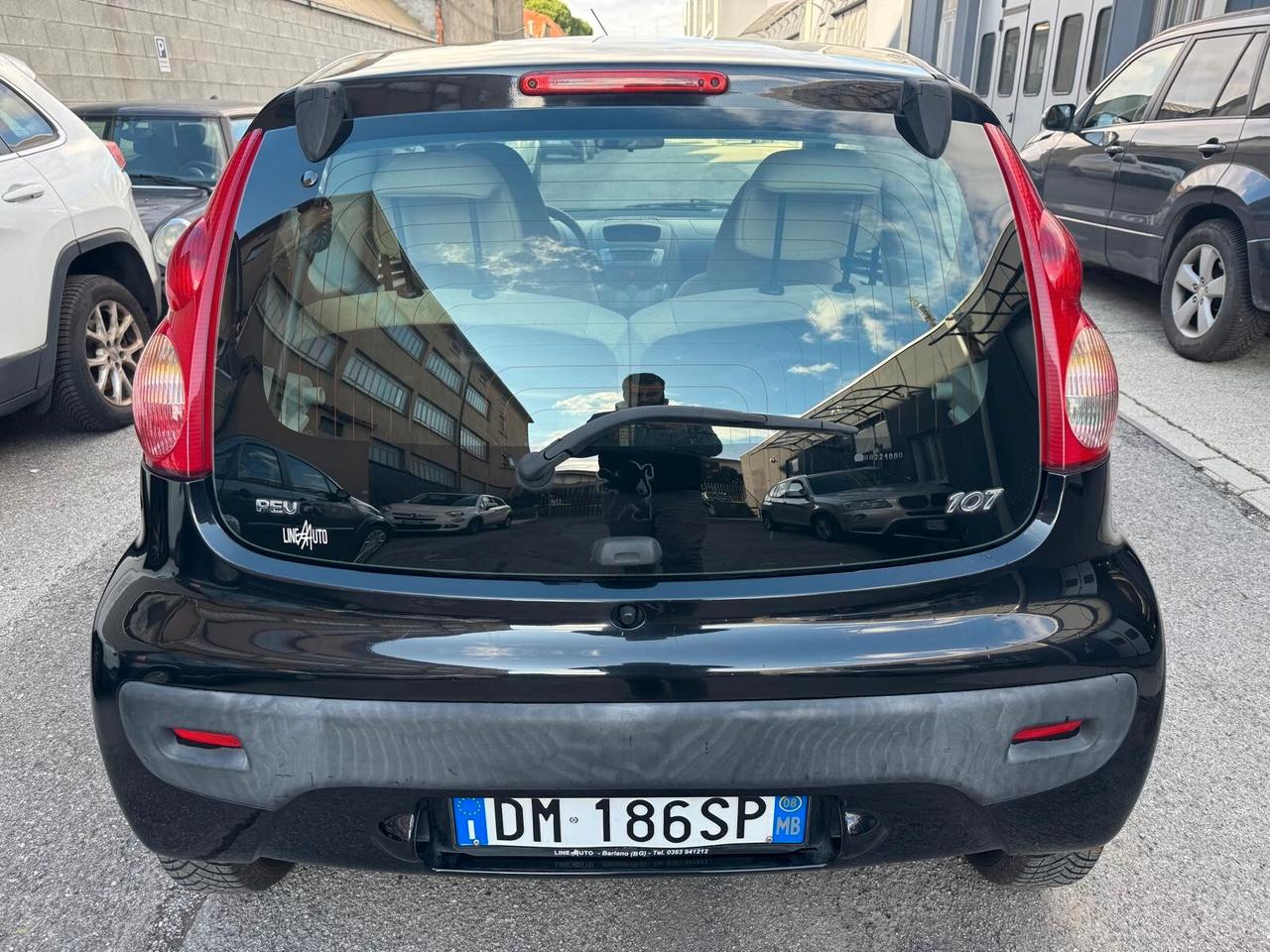 Peugeot 107 1.0 68CV 3p. Sweet Years