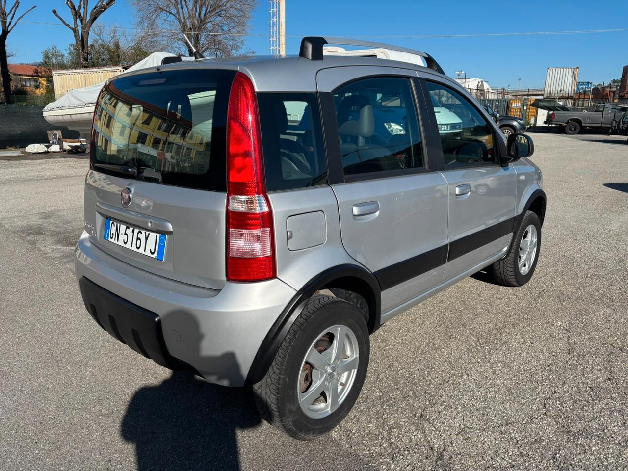 Fiat Panda 1.3 MJT 16V DPF 4x4 Climbing OK NEOPATENTATI