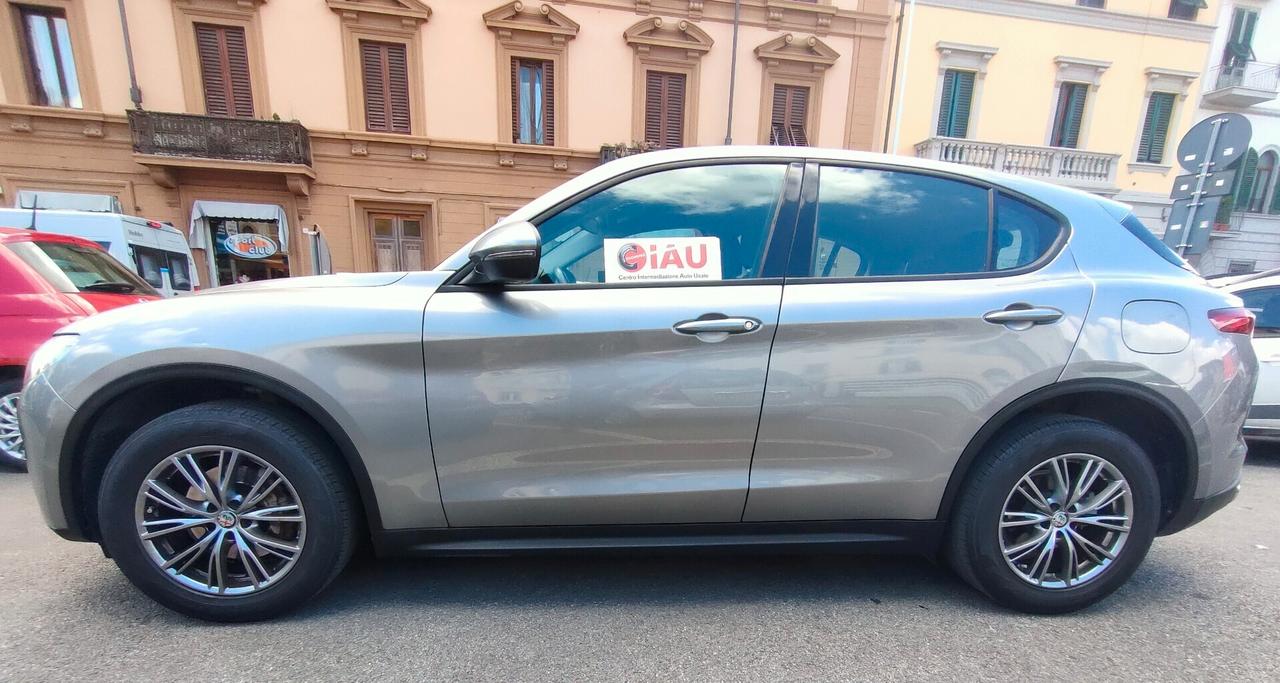 Alfa Romeo Stelvio 2.2 Turbodiesel AT8 Q4 Business
