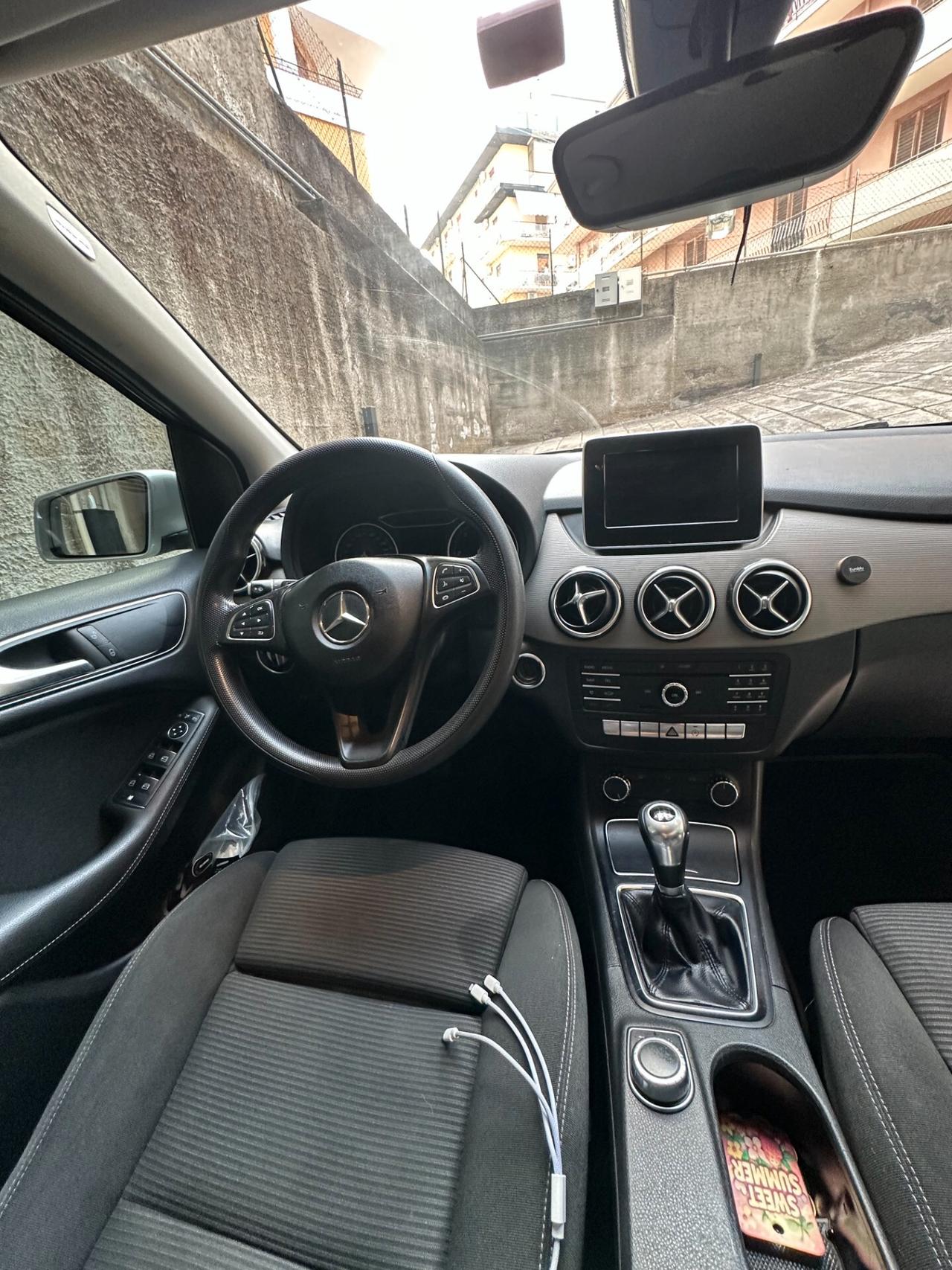 Mercedes-benz B 180 d Business