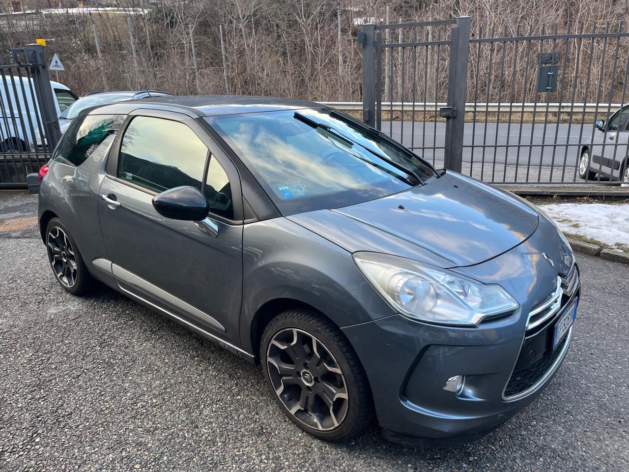 Citroen DS3 1.4 Just Black “LEGGERE DESCRIZIONE”