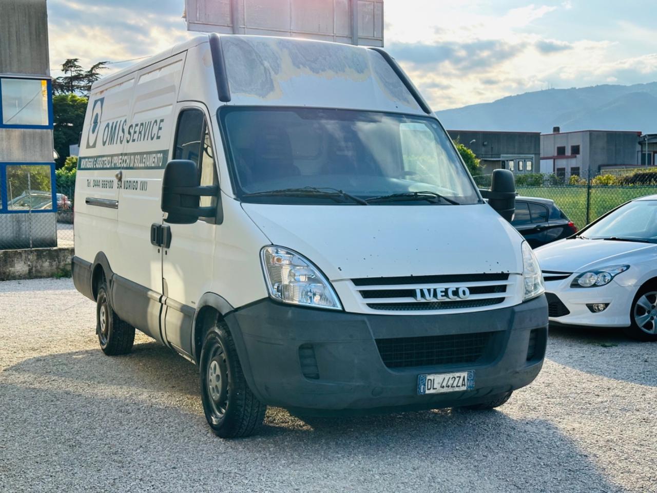 IVECO DAILY 2.3 DIESEL 2008