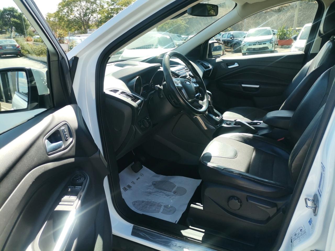 Ford Kuga 2.0 TDCI 150 CV S&S 4WD Powershift Titanium