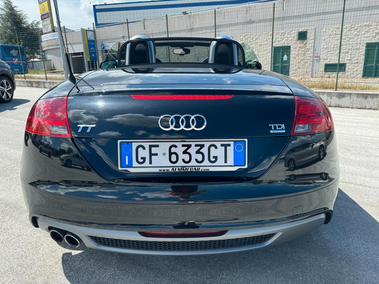 Audi TT Roadster 2.0 TDI quattro S tronic S-LINE