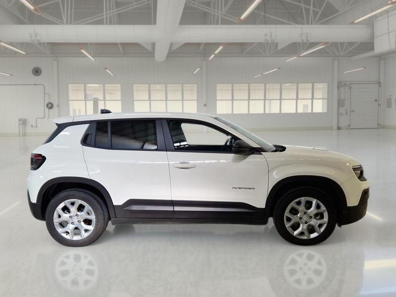 JEEP AVENGER BEV 84 CV LONGITUDE SUV