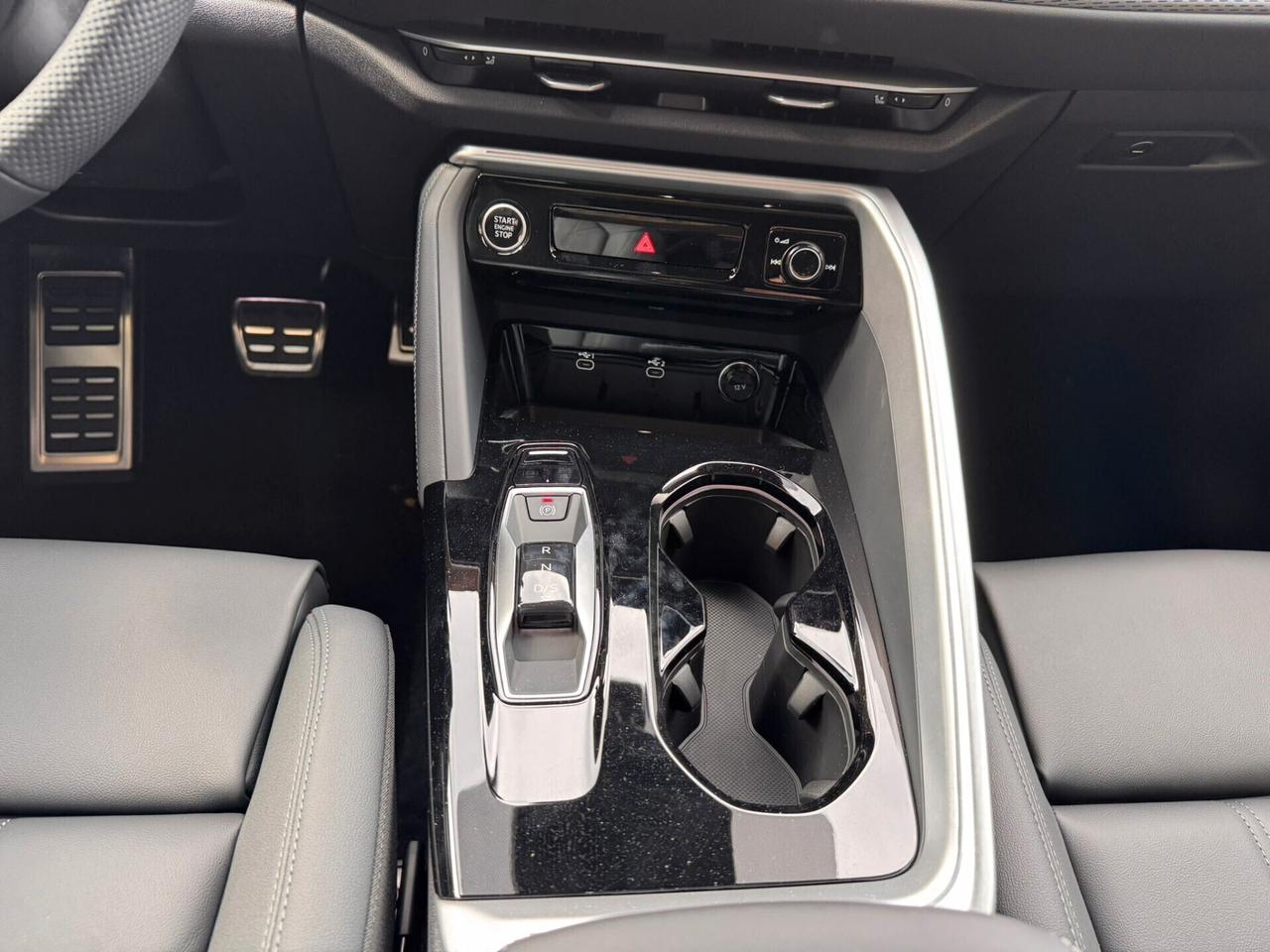 Audi Q5 2.0 TDI mhev S-LINE 204cv REGIME IVA ESPOSTA