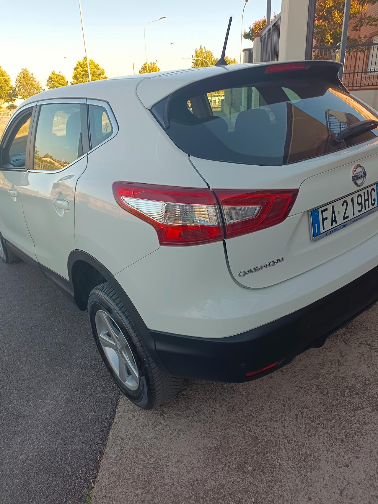 Nissan Qashqai 1.5 dCi Visia