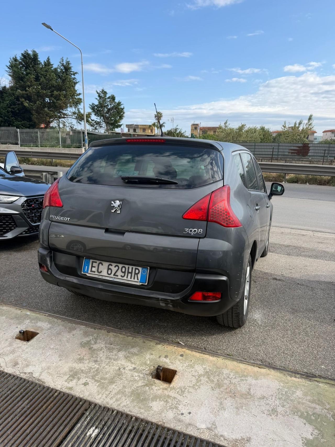 Peugeot 3008 1.6 HDi 110CV Premium
