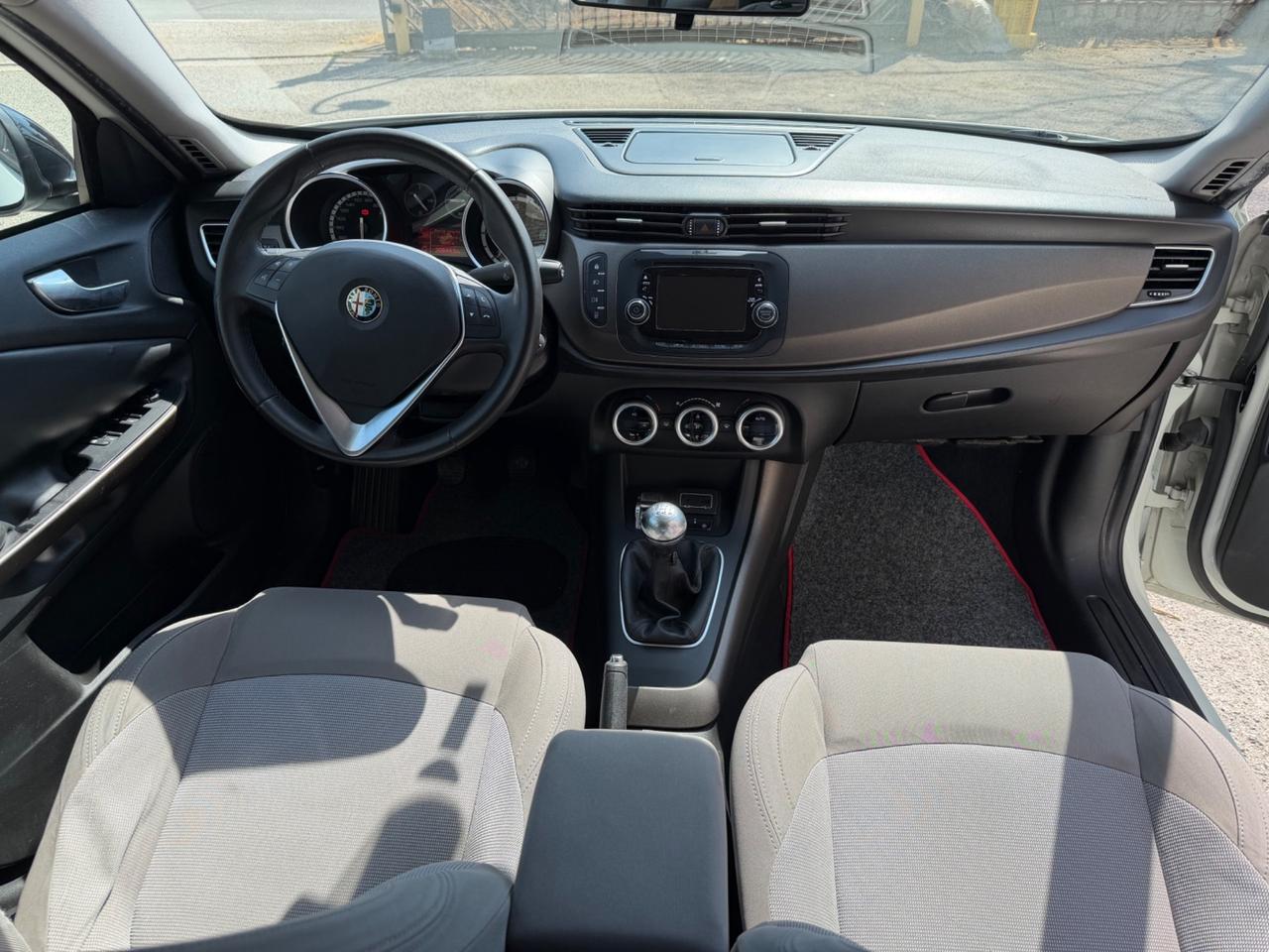 Alfa Romeo Giulietta 1.6 JTDm-2 105 CV Distinctive