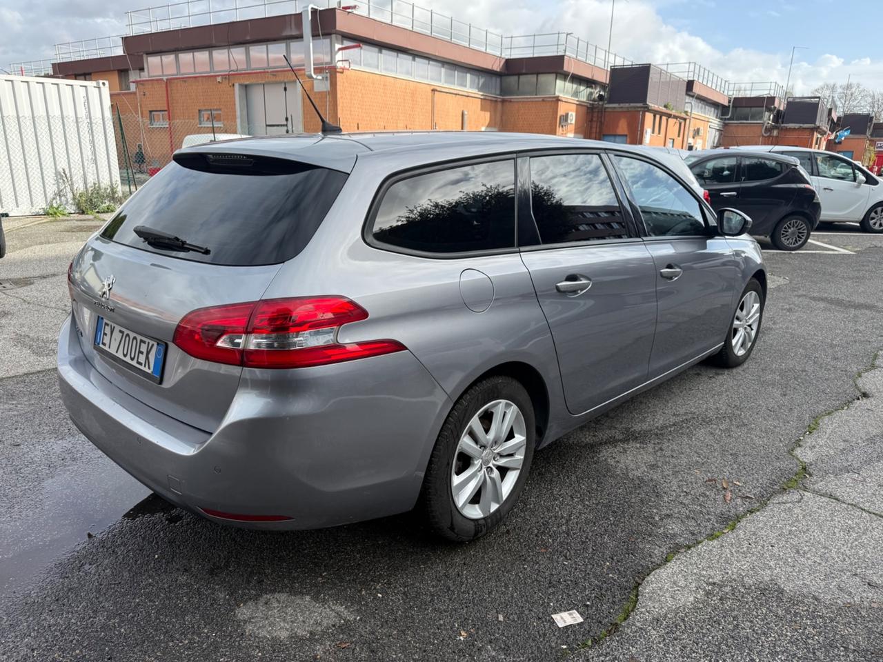 Peugeot 308 BlueHDi 120 S&S SW Business