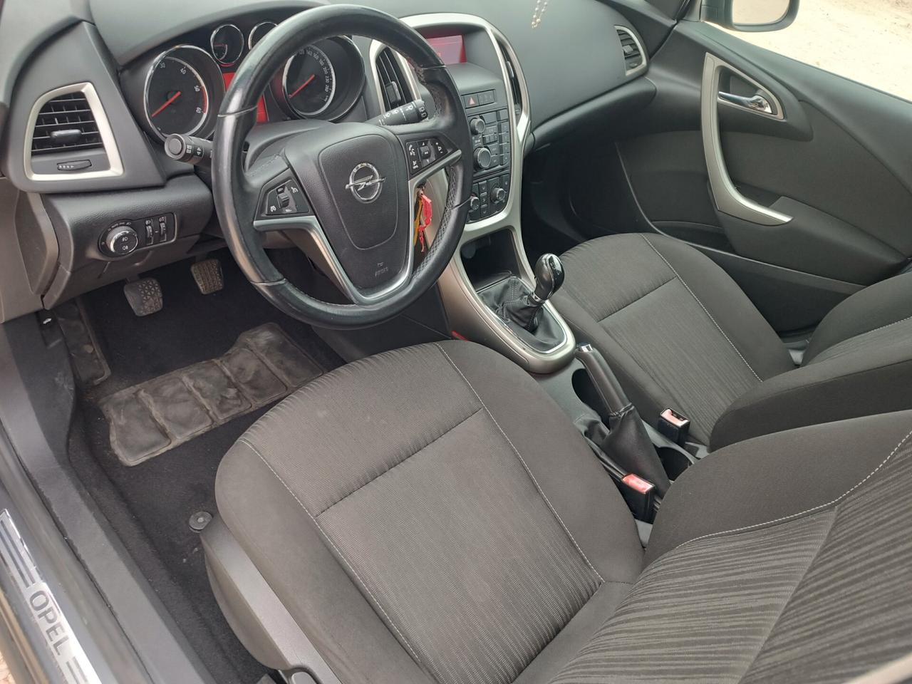 Opel Astra 1.7 diesel garanzia