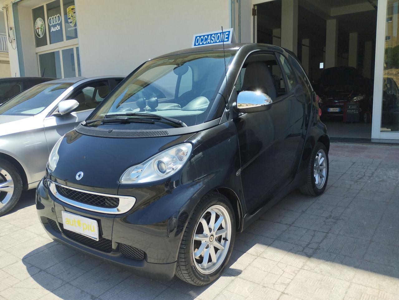 Smart ForTwo 1000 52 kW MHD coupé pure