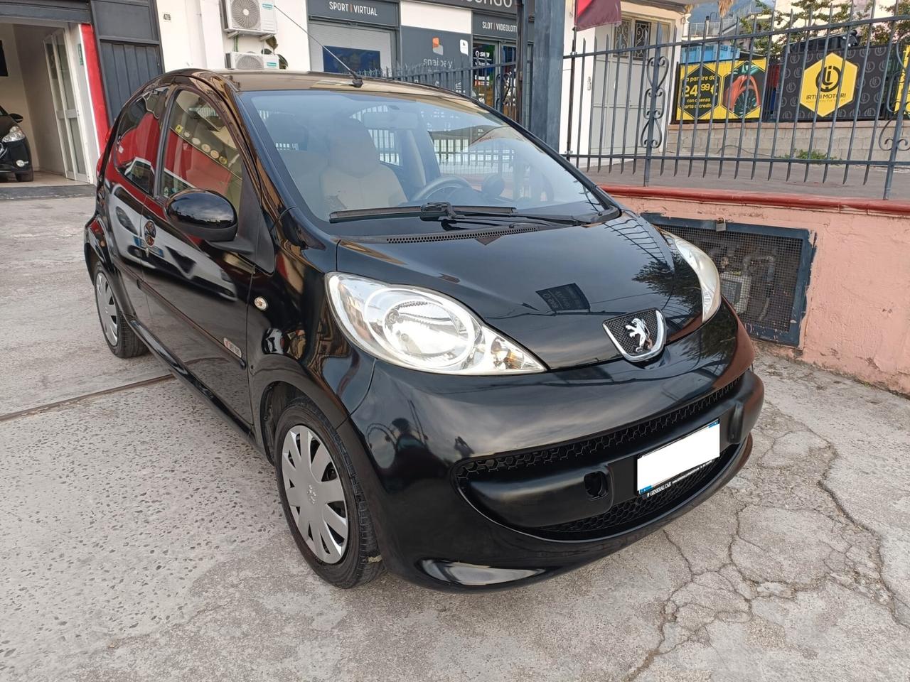 Peugeot 107 1.0 68CV 5p. Sweet Years