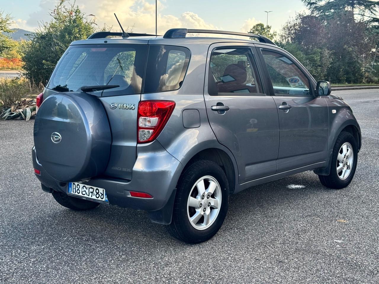 DAIHATSU TERIOS GPL 1.5 4WD SXA 4X4 2008 automatica