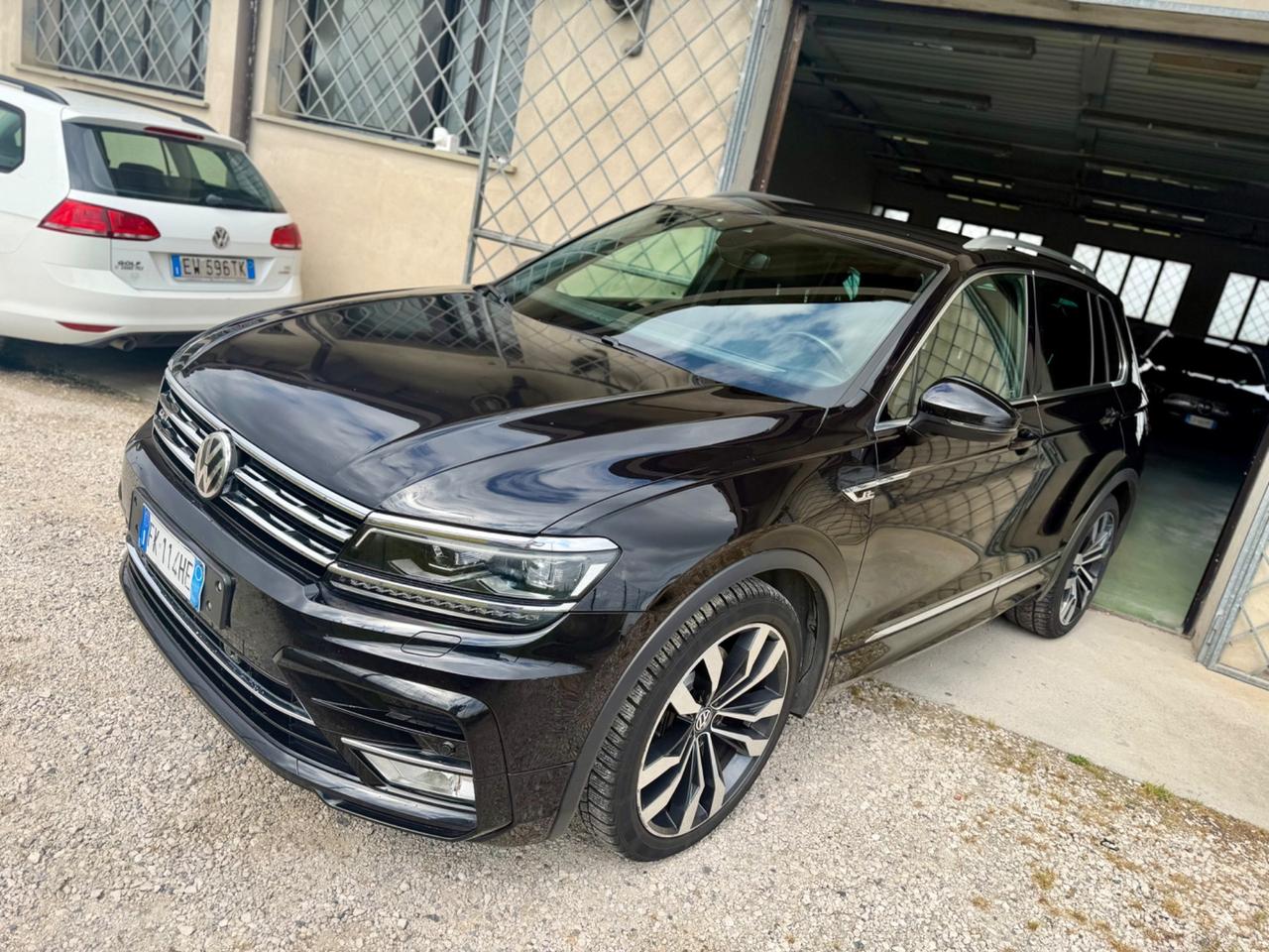 Volkswagen Tiguan 2.0 BiTDI SCR DSG 4MOTION Advanced R-Line BMT