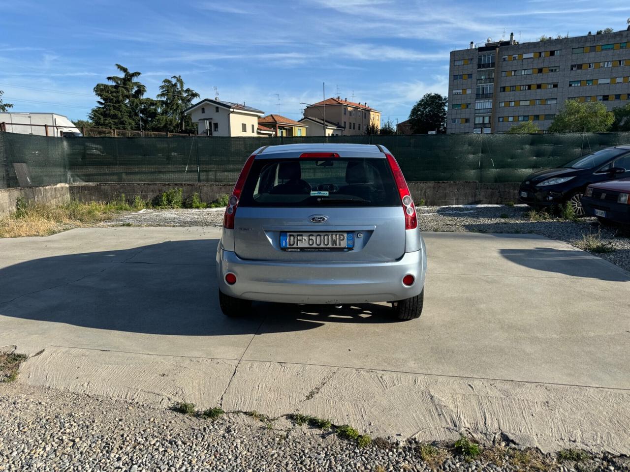 Ford Fiesta 1.2 16V 5p. Ghia