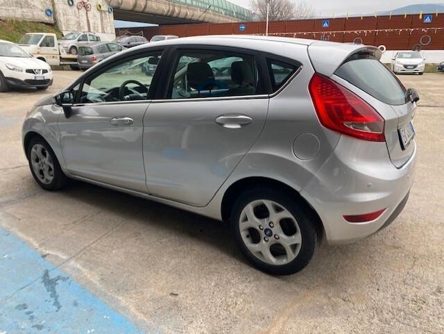 Ford Fiesta 1.4 TDCi 5p. Titanium