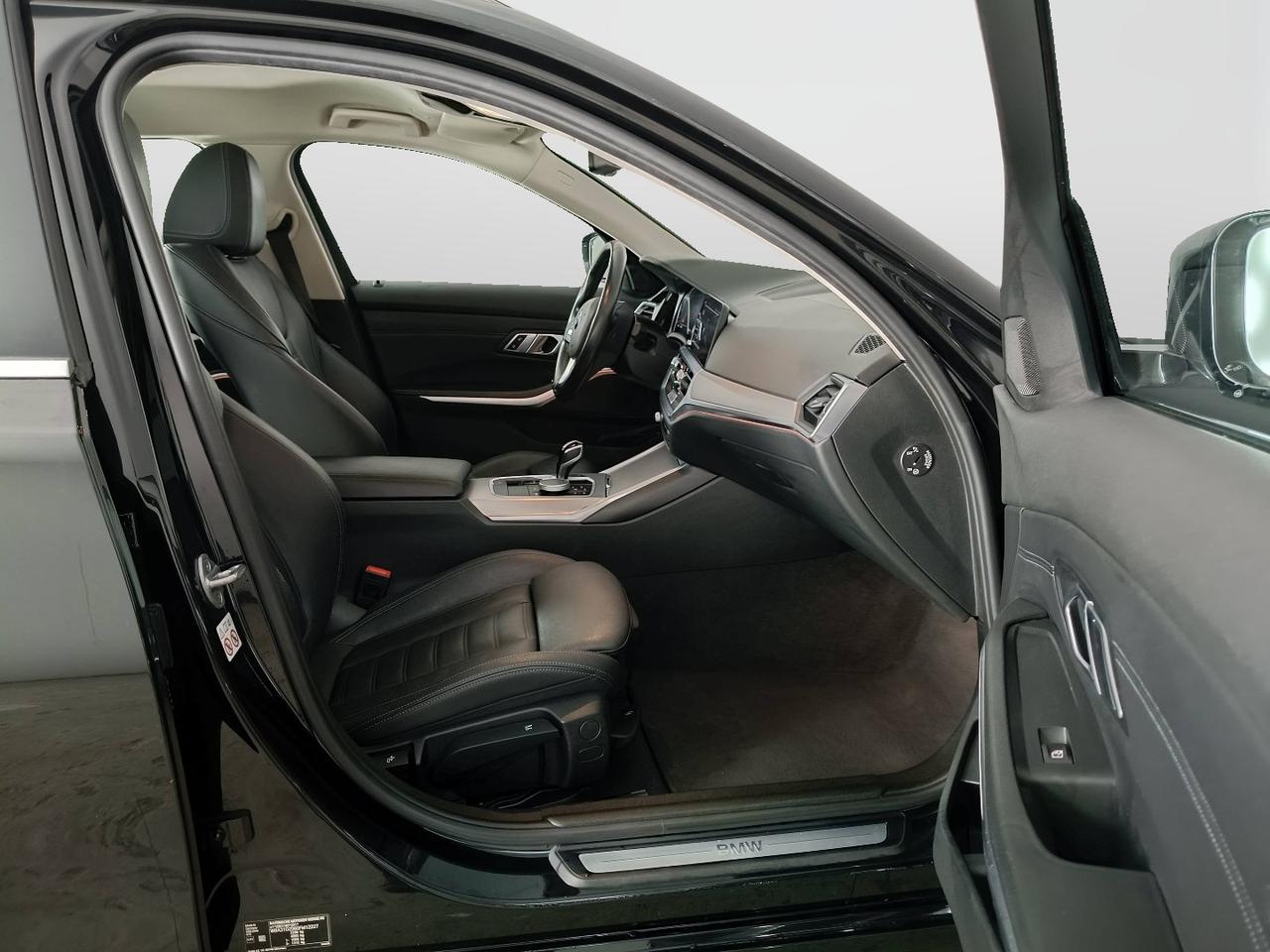 BMW Serie 3 G21 2019 Touring - 320d Touring mhev 48V xdrive Luxury auto