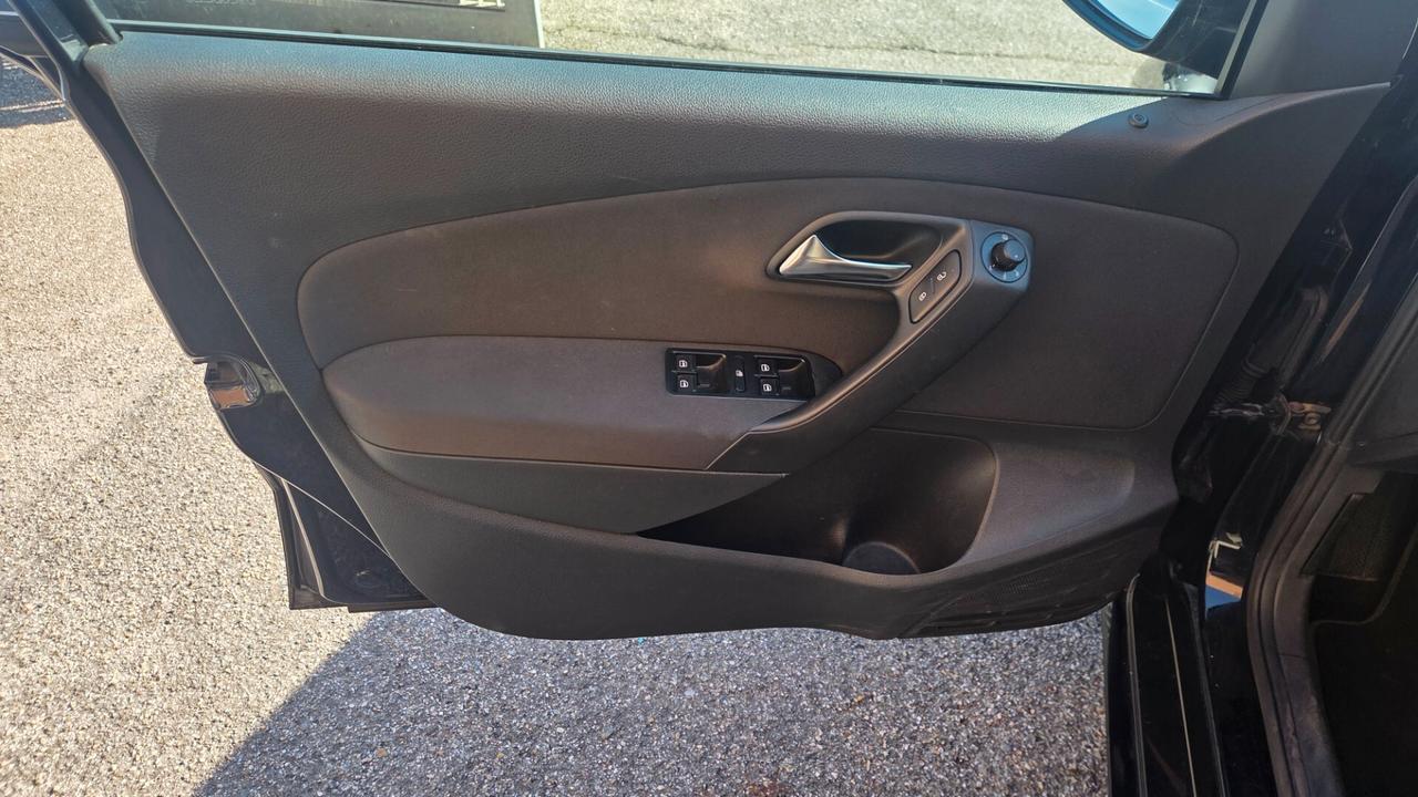 Volkswagen Polo 1.4 5 porte Highline