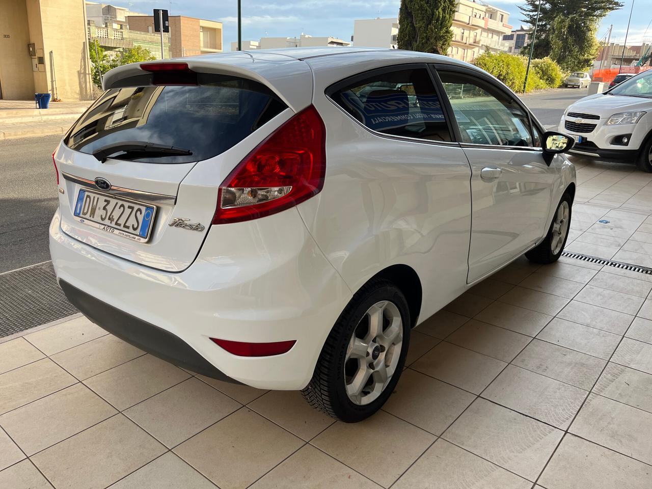 Ford Fiesta 1.4 TDCi 68CV 3 porte Titanium