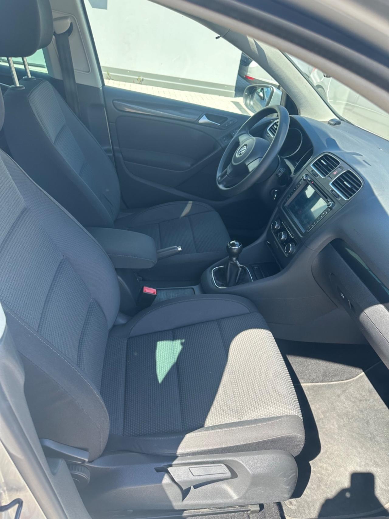 Volkswagen Golf 2.0 TDI 110CV ADATTA A NEOPATENTATI